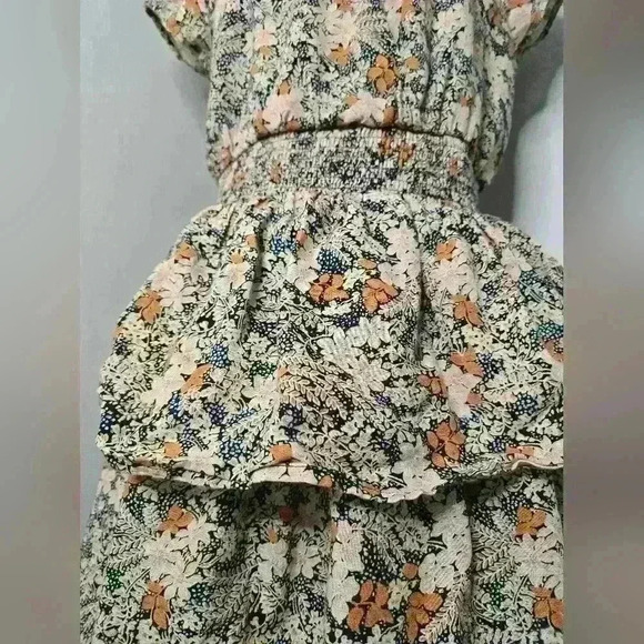 American Eagle Floral Ruffled Bottom Mini Dress - Picture 5 of 12